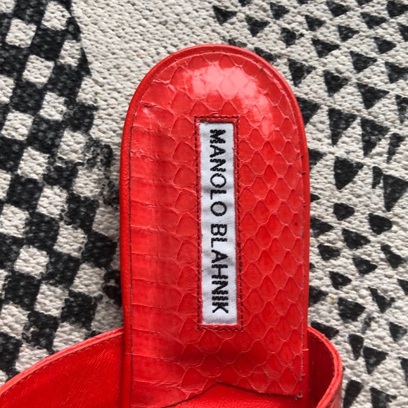 Brand new, Manolo Blahnik croc sandals (size 36.5) - Picture 2 of 3